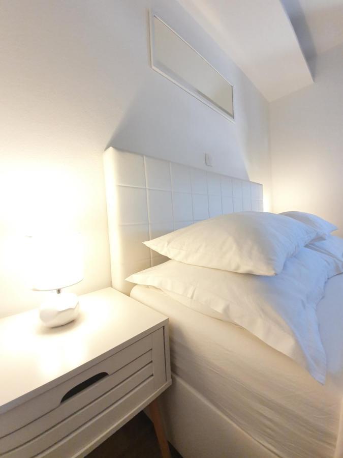 Apartments Karla Bibinje Zewnętrze zdjęcie