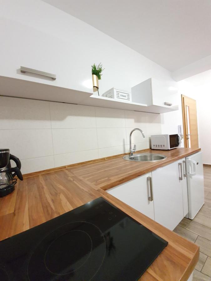 Apartments Karla Bibinje Zewnętrze zdjęcie